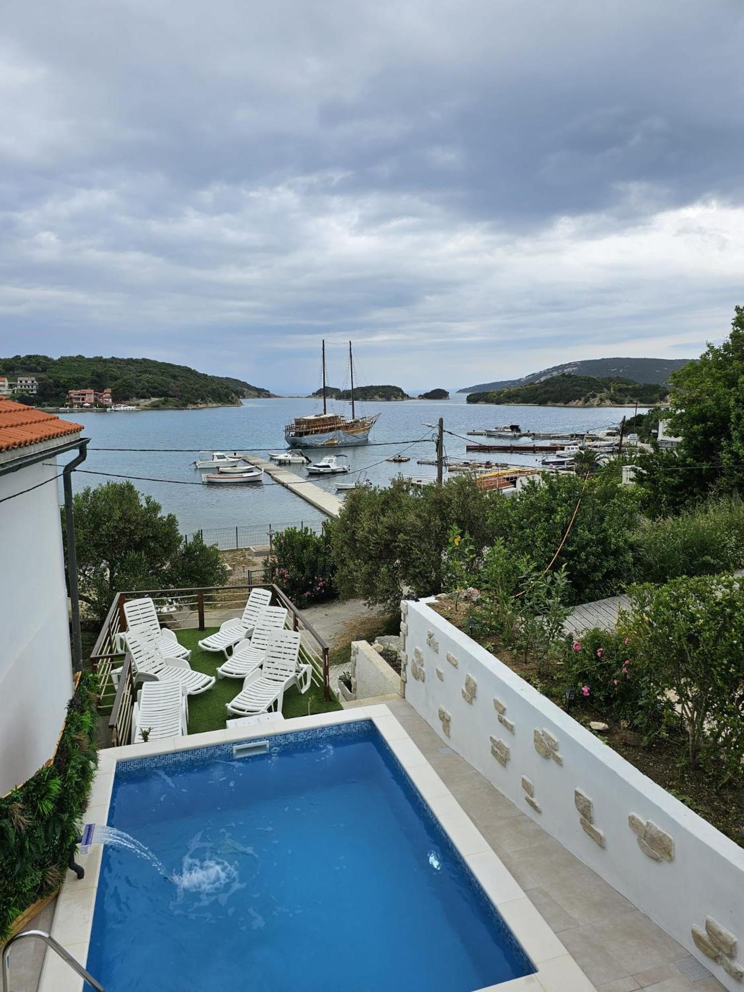Beach Villa Ema Supetarska Draga Eksteriør billede