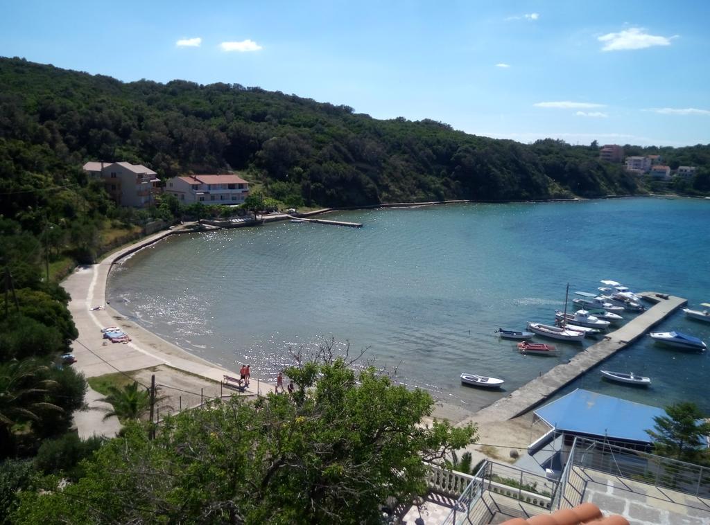 Beach Villa Ema Supetarska Draga Eksteriør billede