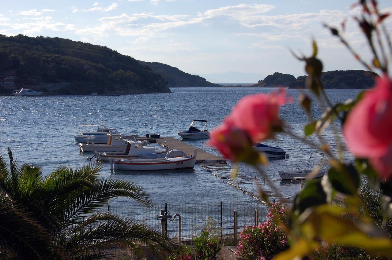 Beach Villa Ema Supetarska Draga Eksteriør billede